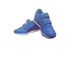 Boys Puma Sneakers